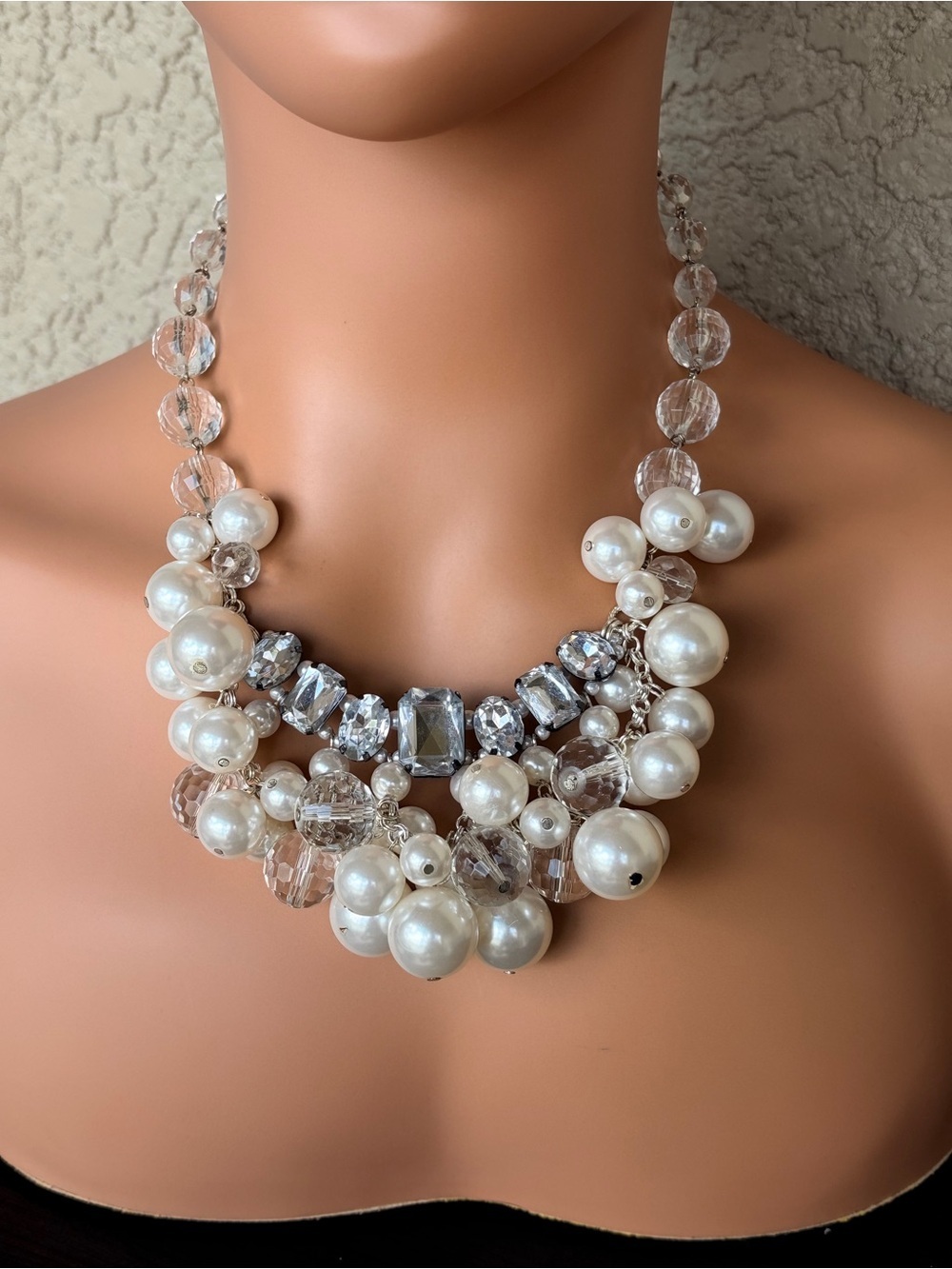 WHBM Pearl and Crystal Bauble Statement Necklace - Picture 2 of 7